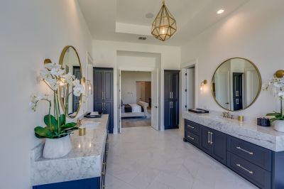 Marble Accents and Finishes
